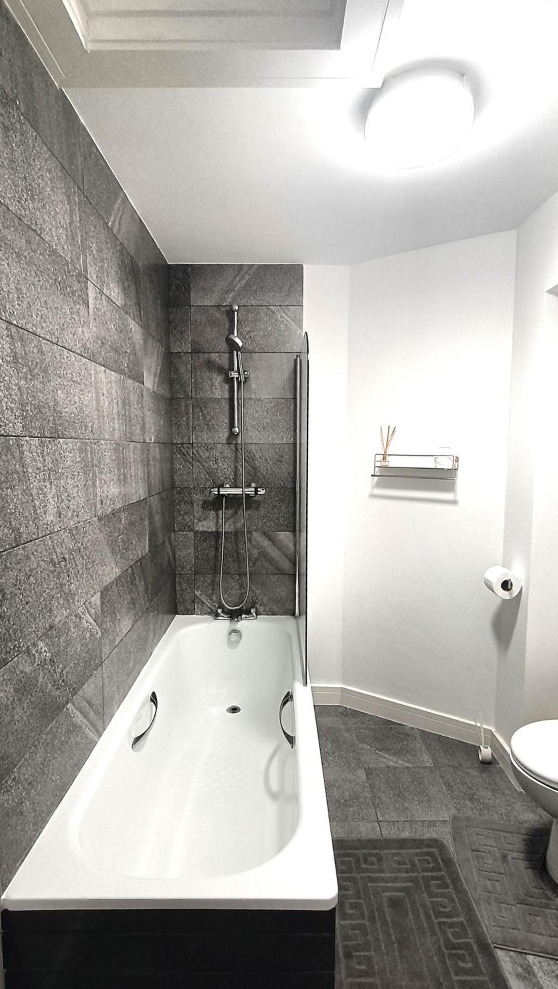 Ideal For Groups - Modern 2 Bedroom Apartment - Free Parking, Transit Links, Close To Stadiums Манчестер Екстер'єр фото